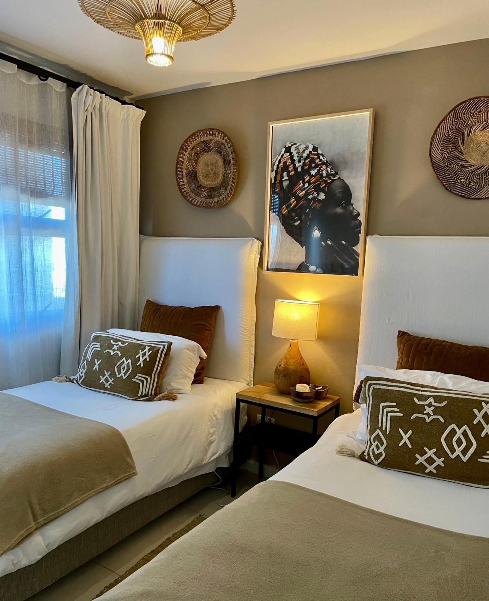 Apartamento Abode Africa Bloubergstrand Exterior foto
