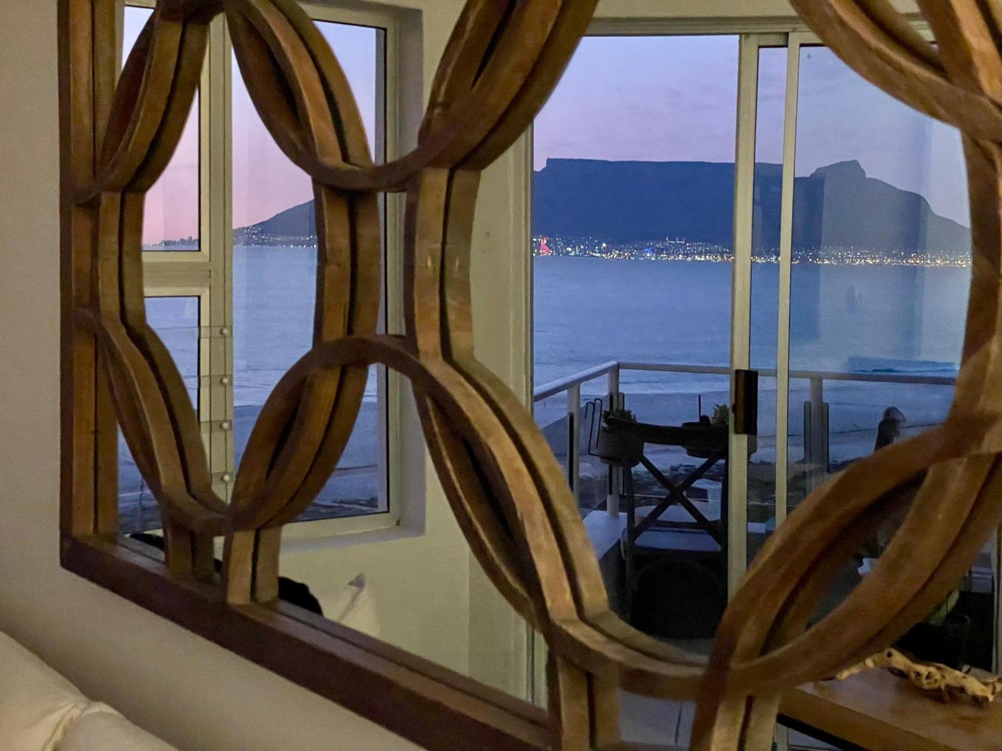 Apartamento Abode Africa Bloubergstrand Exterior foto
